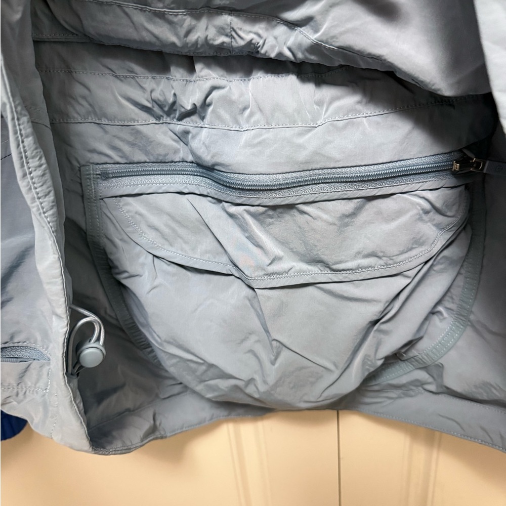 Lululemon Evergreen Anorak SZ 10 - Picture 8 of 9